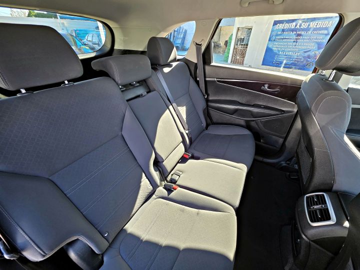 KIA SORENTO LX 2016 ROJA