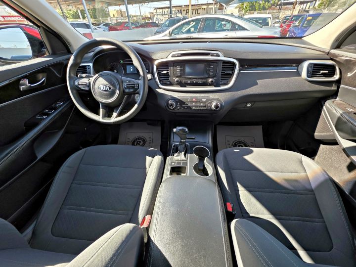 KIA SORENTO LX 2016 ROJA