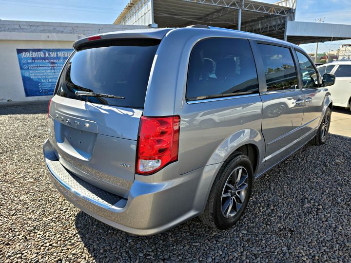 DODGE GRAND CARAVAN SXT 2016