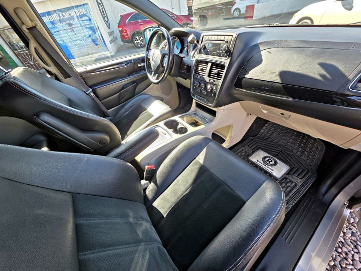 DODGE GRAND CARAVAN SXT 2016