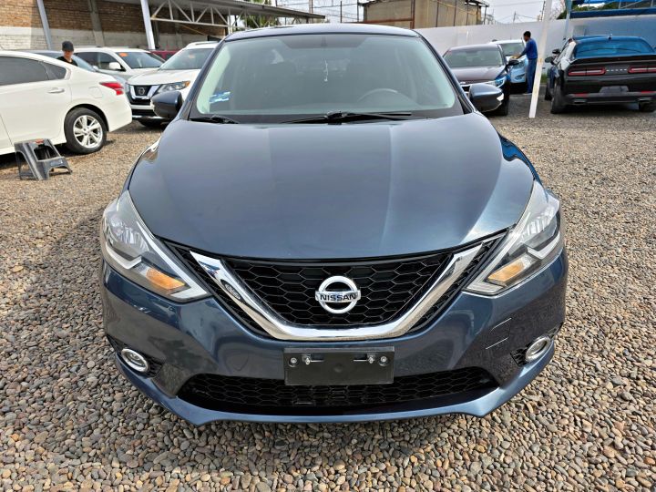 NISSAN SENTRA ADVANCE 2018 AZUL