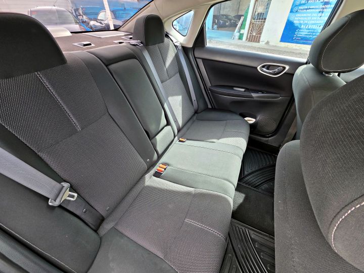 NISSAN SENTRA ADVANCE 2018 AZUL