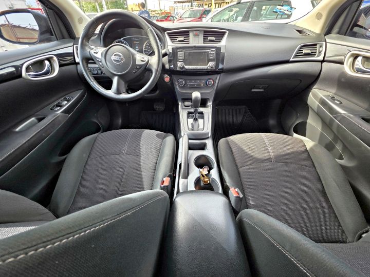 NISSAN SENTRA ADVANCE 2018 AZUL