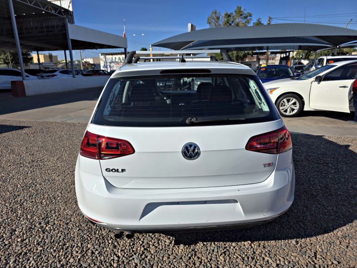 VOLKSWAGEN GOLF 2015
