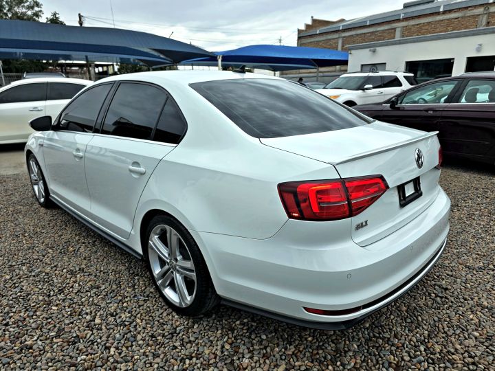 VOLKSWAGEN JETTA GLI 2017