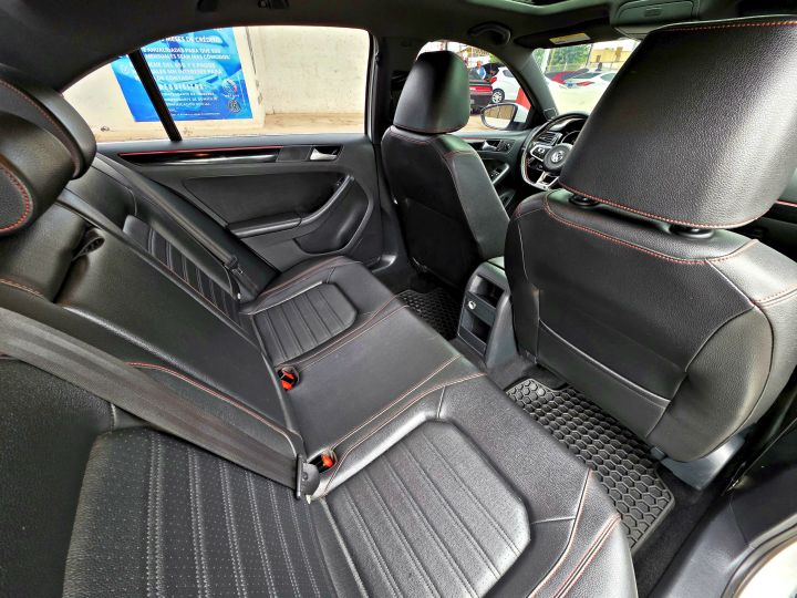 VOLKSWAGEN JETTA GLI 2017