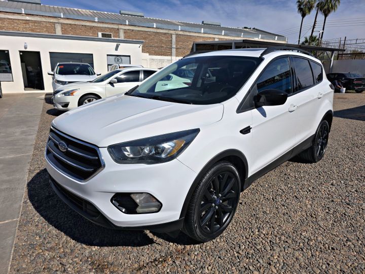 FORD ESCAPE SE 2017
