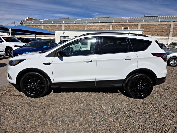 FORD ESCAPE SE 2017