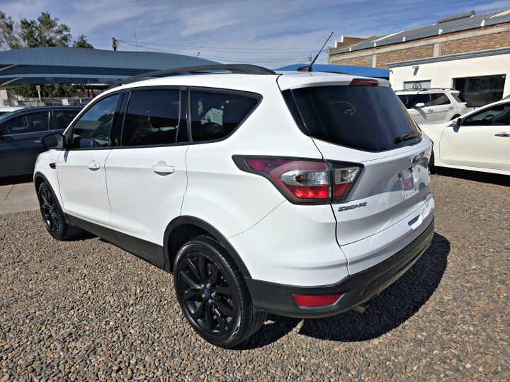 FORD ESCAPE SE 2017