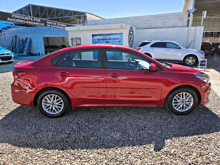 KIA RIO EX 2018 ROJO