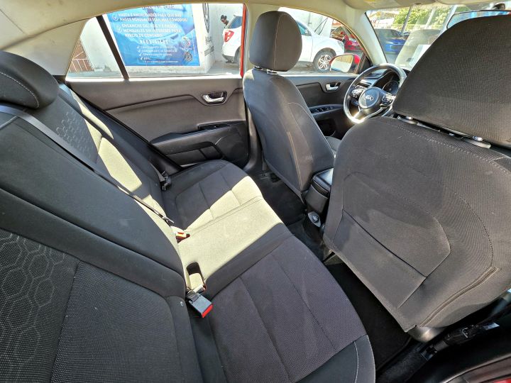 KIA RIO EX 2018 ROJO