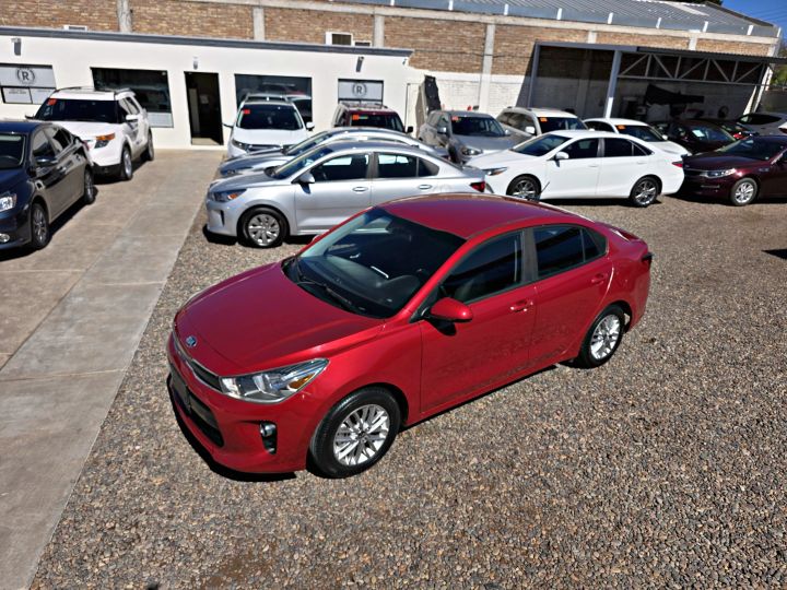 KIA RIO EX 2018 ROJO