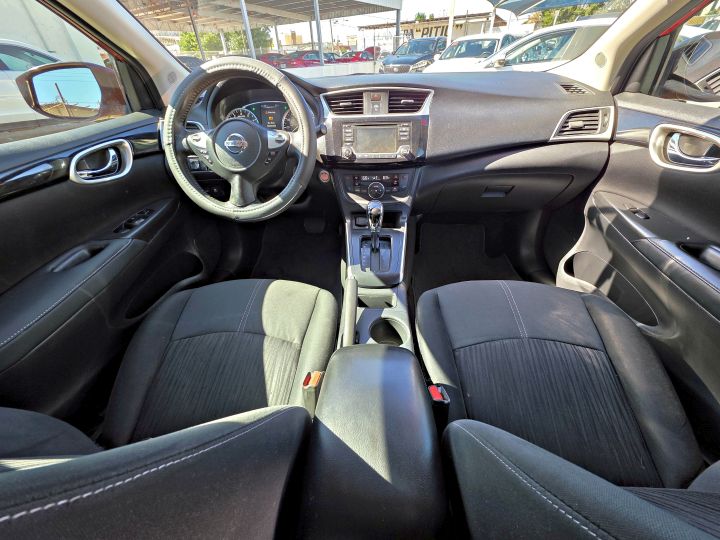 NISSAN SENTRA SV 2018 ROJO