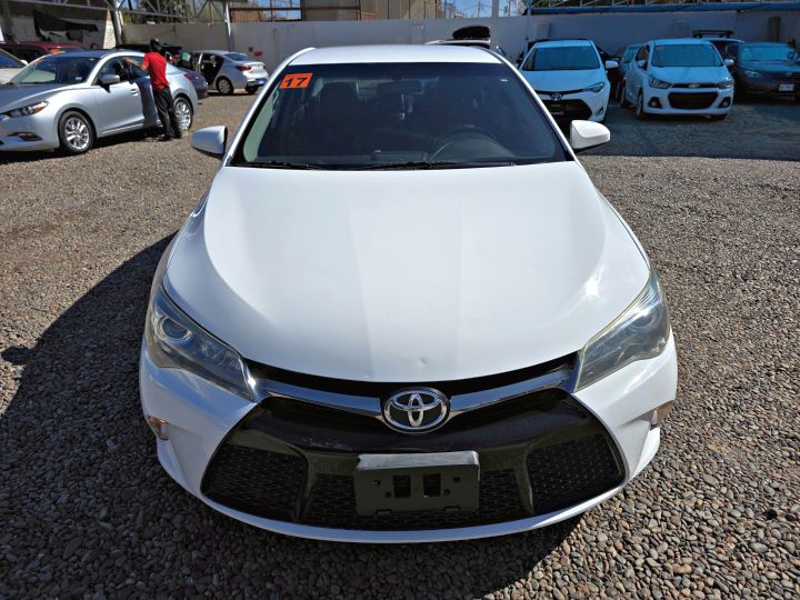 TOYOTA CAMRY LE 2017