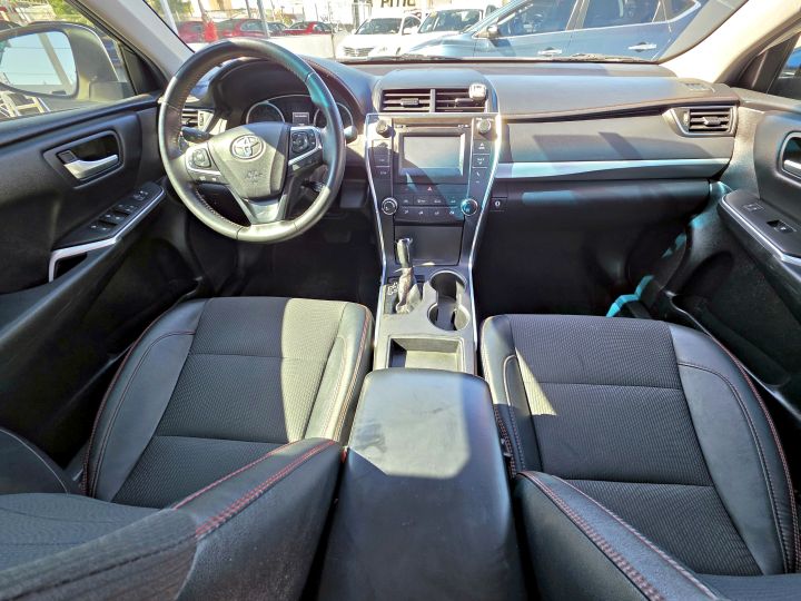 TOYOTA CAMRY LE 2017