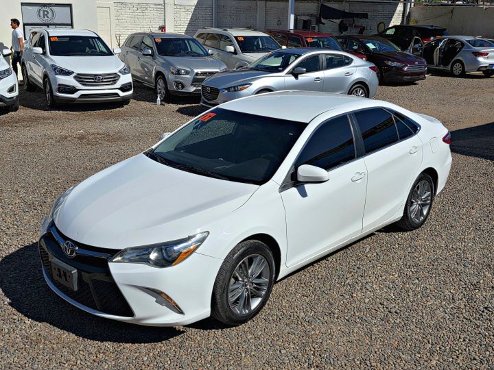 TOYOTA CAMRY LE 2017