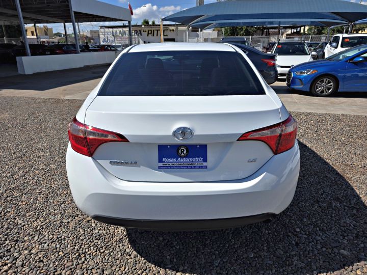 TOYOTA COROLLA LE 2017 BLANCO