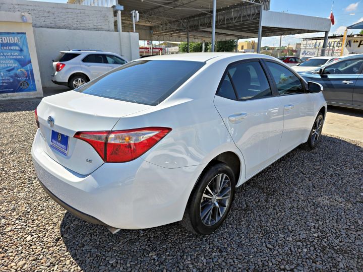 TOYOTA COROLLA LE 2017 BLANCO