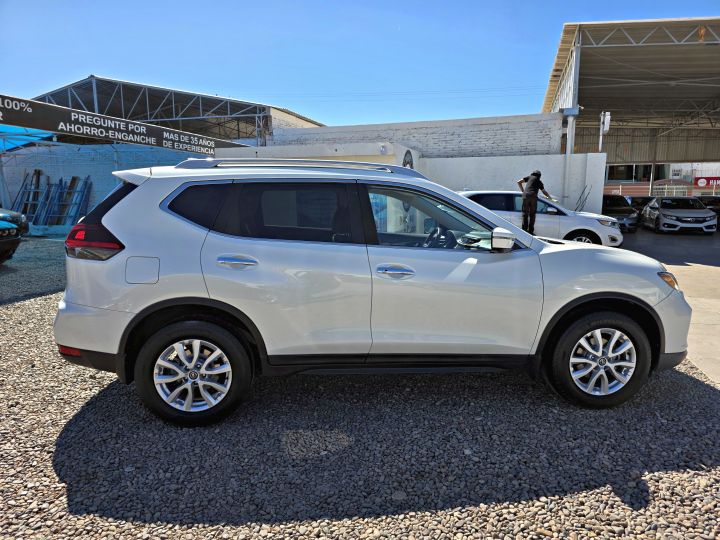 NISSAN ROGUE SV 2018