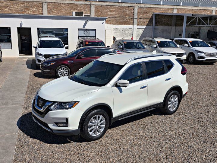 NISSAN ROGUE SV 2018