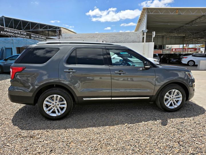 FORD EXPLORER XLT 2016