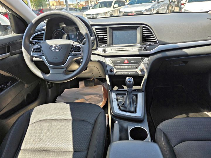 HYUNDAI ELANTRA SEL 2018