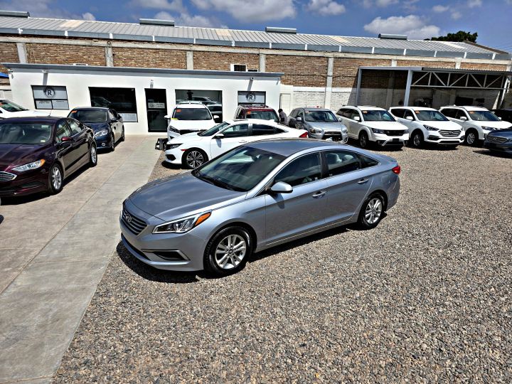 HYUNDAI SONATA SE 2017 PLATA