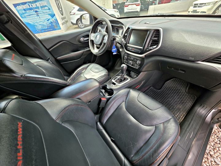 JEEP CHEROKEE TRAILHAWK 4X4 2016