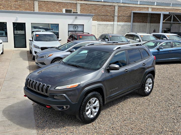 JEEP CHEROKEE TRAILHAWK 4X4 2016