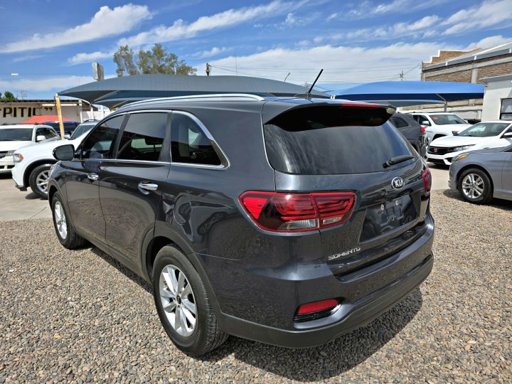 KIA SORENTO LX 2019