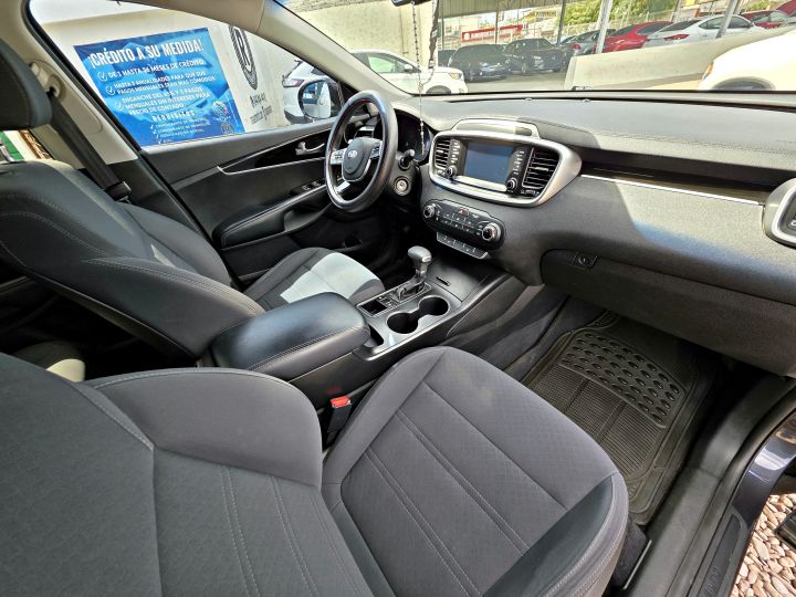 KIA SORENTO LX 2019