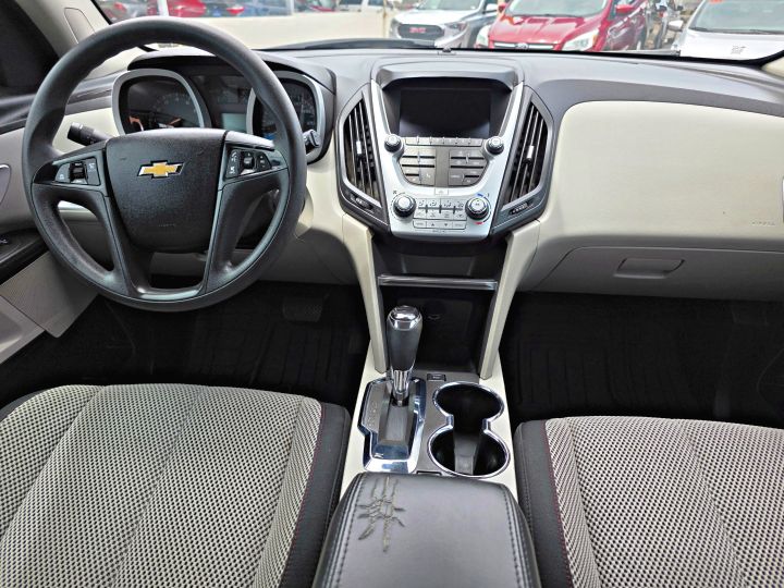 CHEVROLET EQUINOX LT 2017