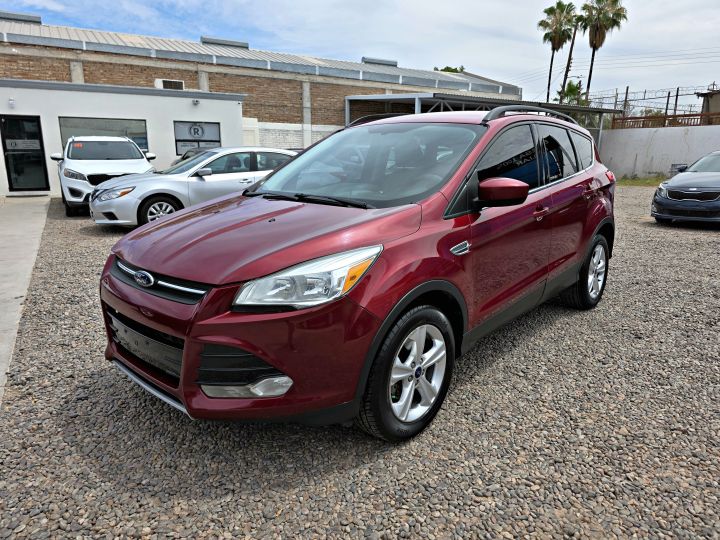 FORD ESCAPE SE 2016 ROJA