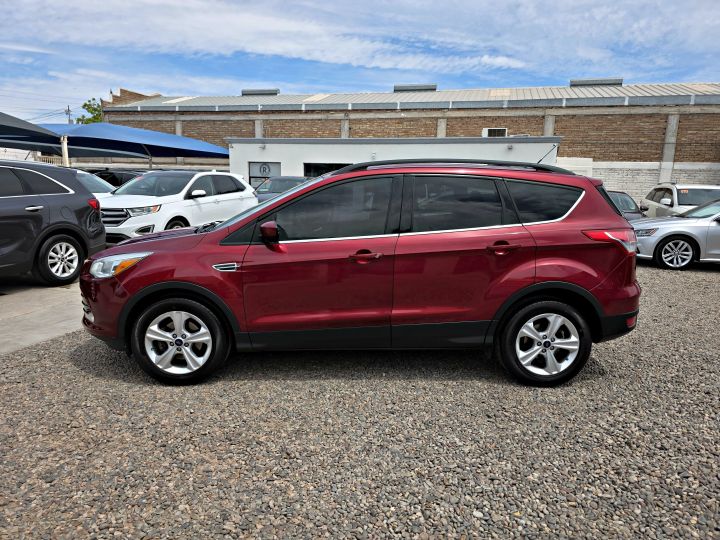 FORD ESCAPE SE 2016 ROJA
