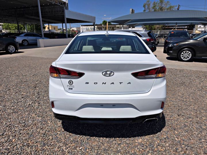 HYUNDAI SONATA SE 2018