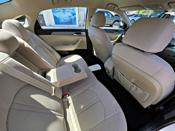 HYUNDAI SONATA SE 2018