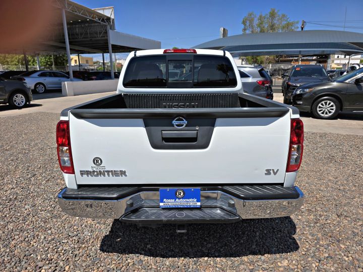 NISSAN FRONTIER SV 2017