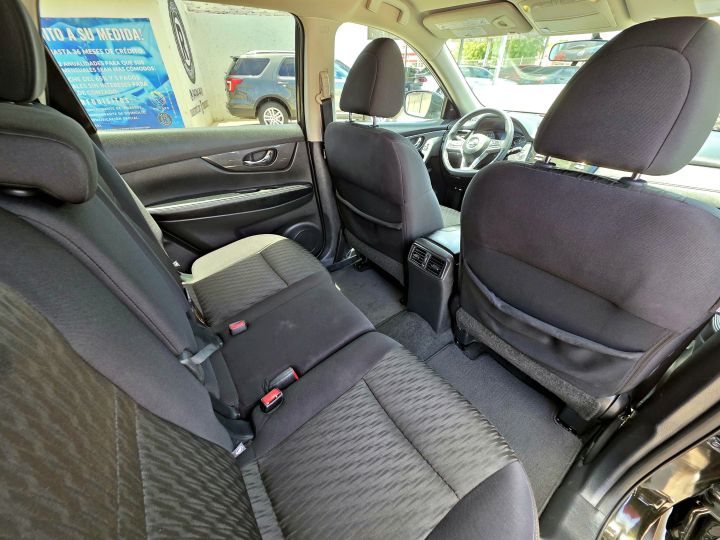 NISSAN ROGUE SV 2017