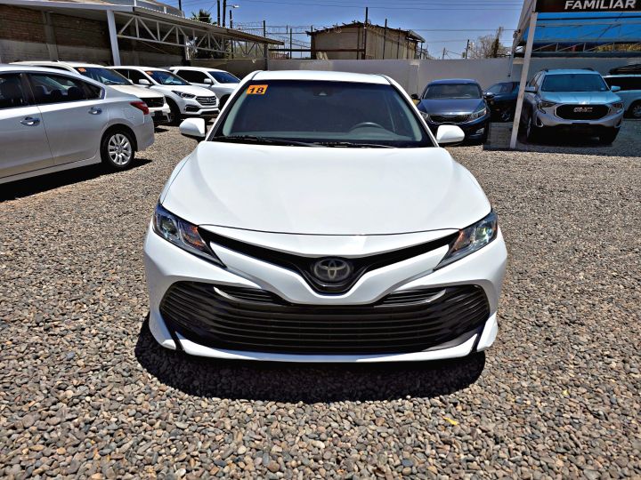 TOYOTA CAMRY LE 2018