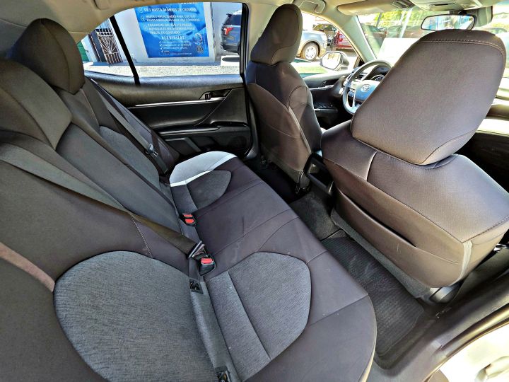 TOYOTA CAMRY LE 2018