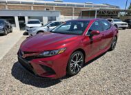 TOYOTA CAMRY SE 2018