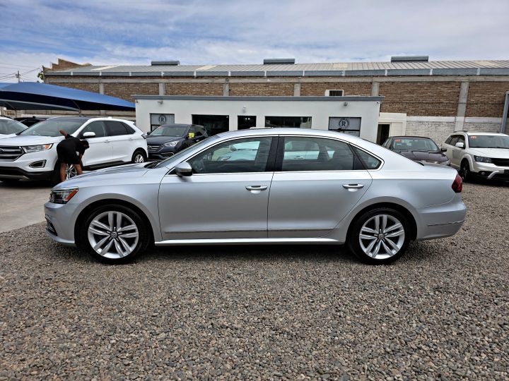 VOLKSWAGEN PASSAT SE 2017