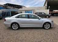 VOLKSWAGEN PASSAT SE 2017