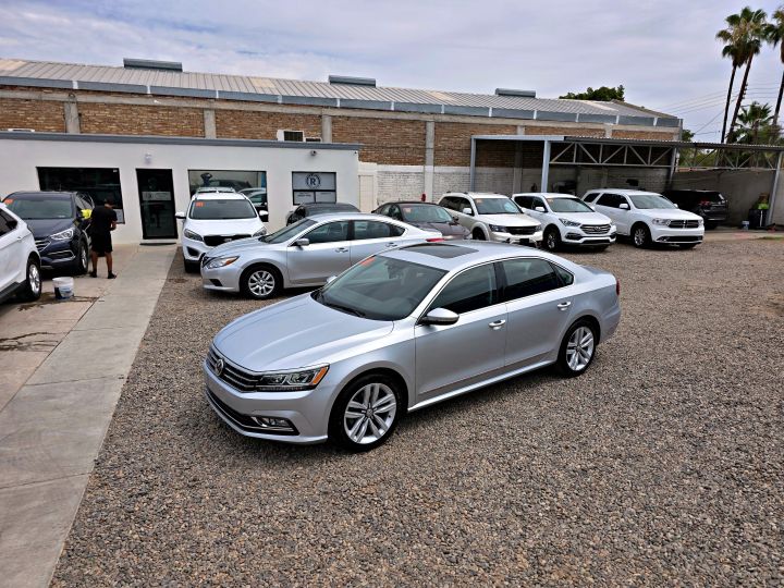 VOLKSWAGEN PASSAT SE 2017