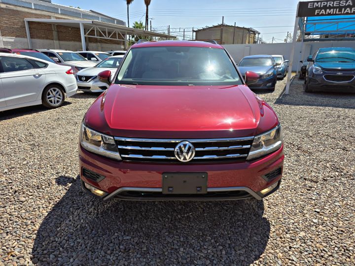 VOLKSWAGEN TIGUAN SE 2018
