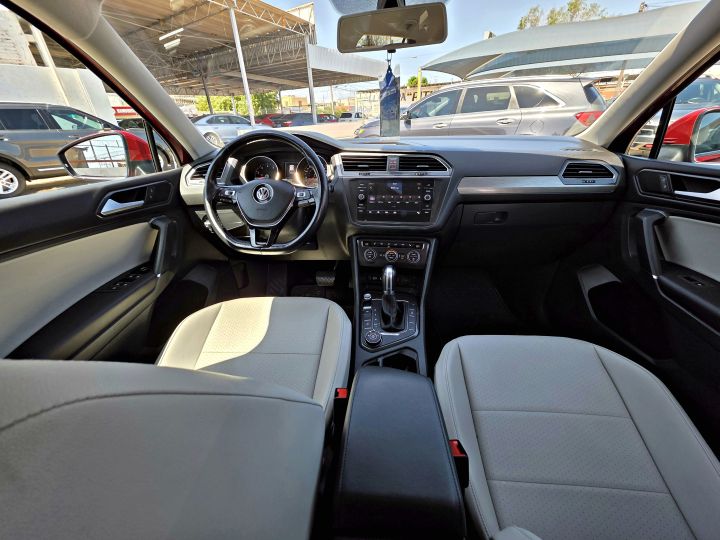 VOLKSWAGEN TIGUAN SE 2018