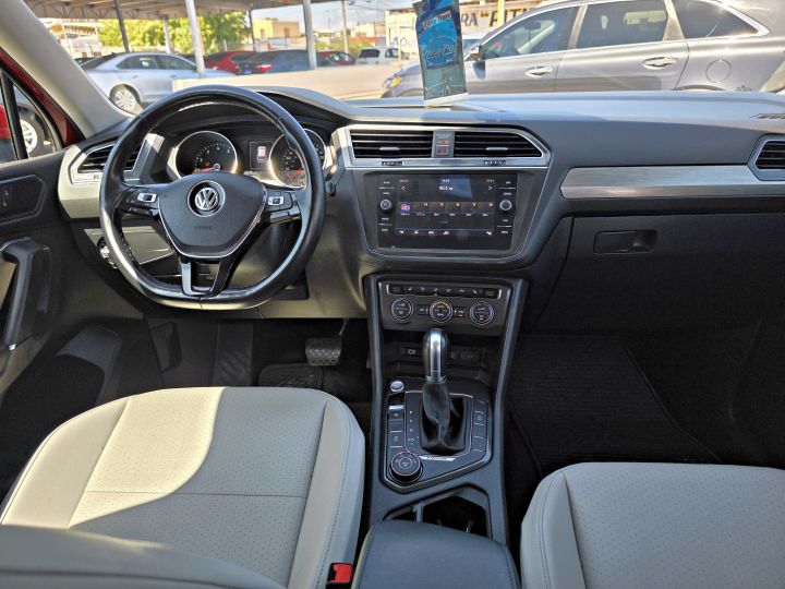 VOLKSWAGEN TIGUAN SE 2018