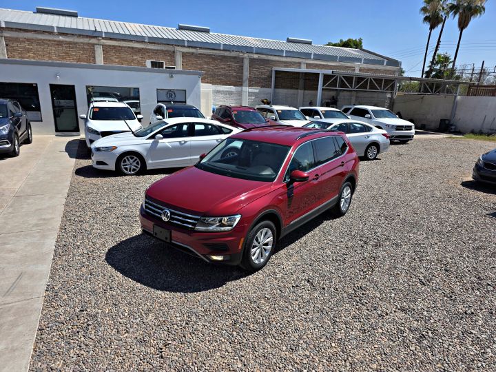 VOLKSWAGEN TIGUAN SE 2018