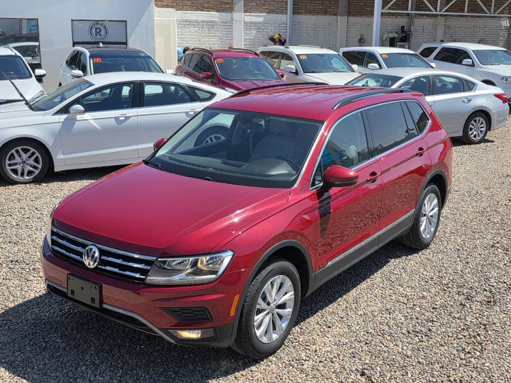 VOLKSWAGEN TIGUAN SE 2018