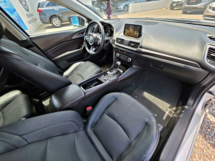 MAZDA 3 GRAND TOURING 2017